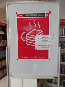 „Książki, które warto przeczytać” – spotkanie Dyskusyjnego Klubu Książki „Pod różą”